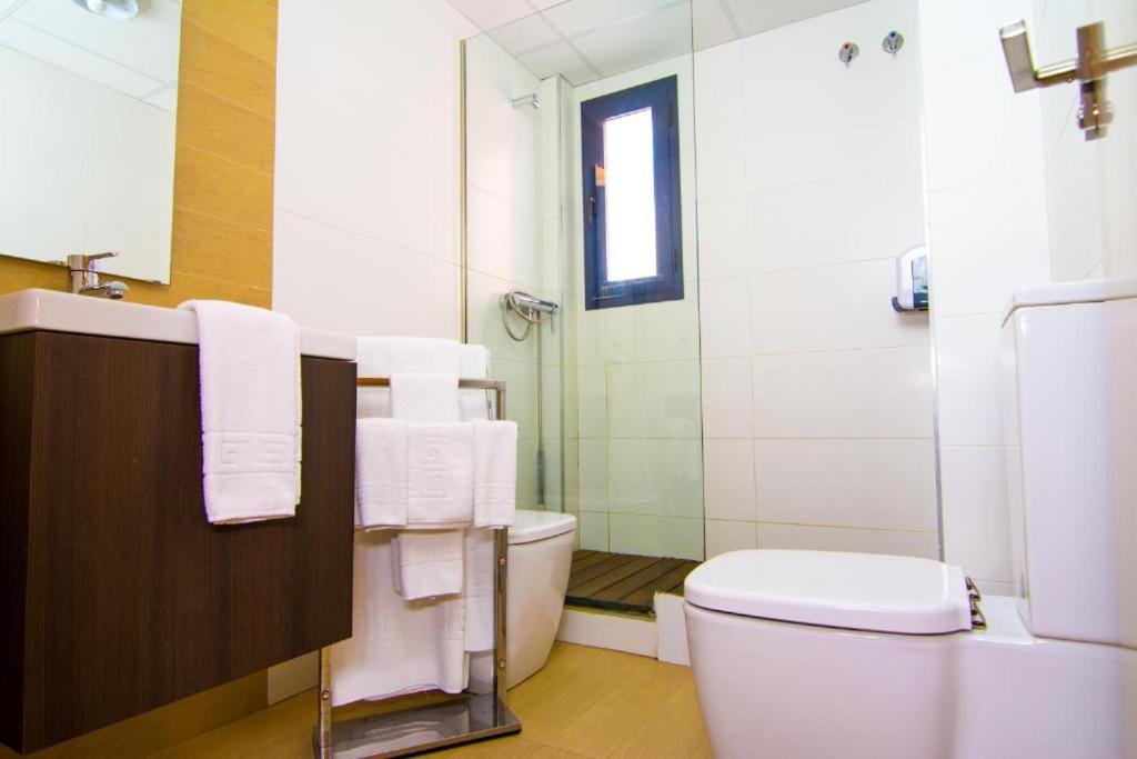 Apartamentos 16:9 Suites Almería Dış mekan fotoğraf