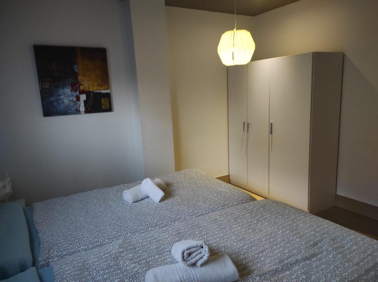 Apartamentos 16:9 Suites Almería Dış mekan fotoğraf