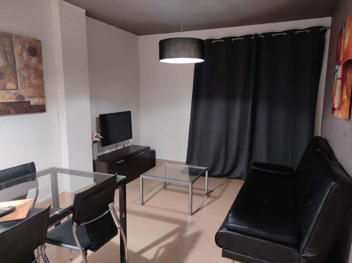 Apartamentos 16:9 Suites Almería Dış mekan fotoğraf