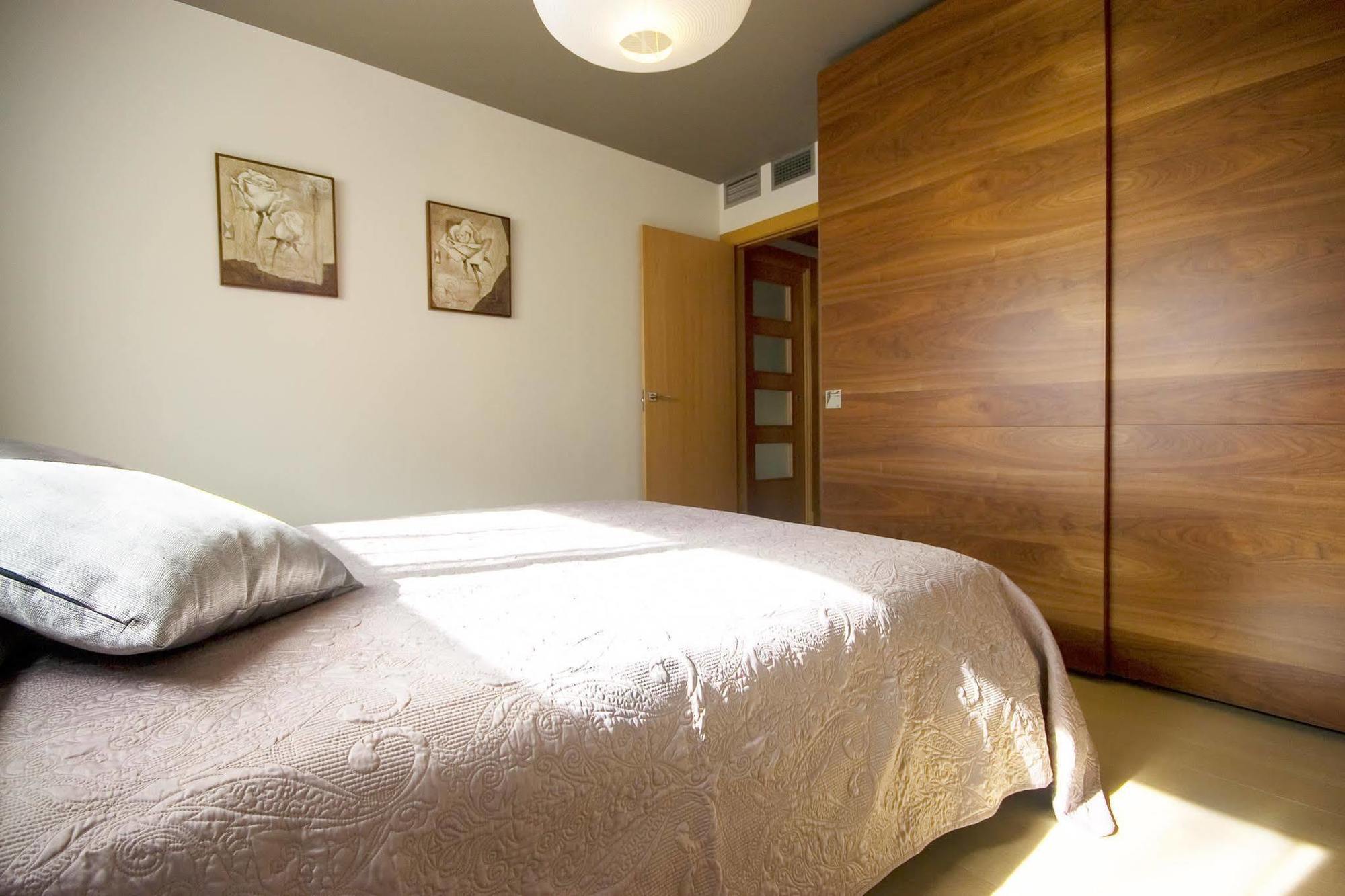 Apartamentos 16:9 Suites Almería Dış mekan fotoğraf