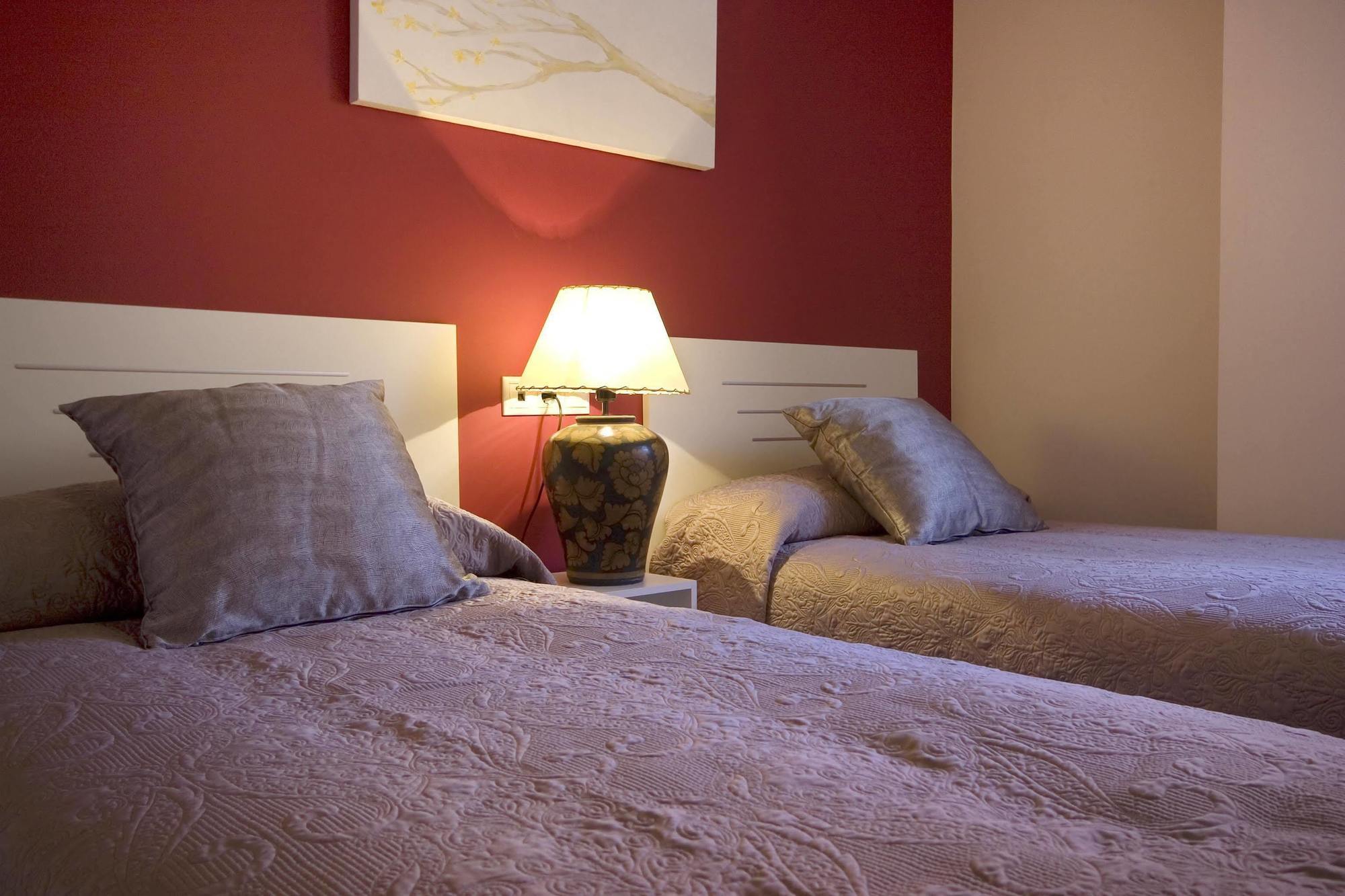 Apartamentos 16:9 Suites Almería Dış mekan fotoğraf